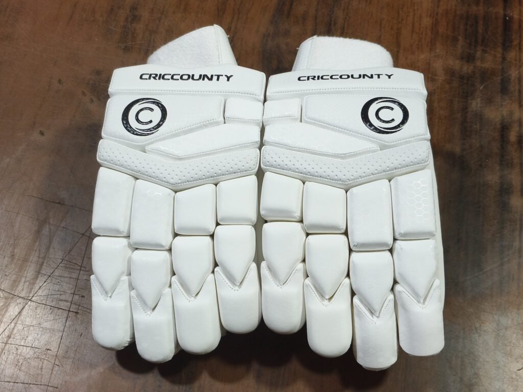 CricCounty Batting Gloves