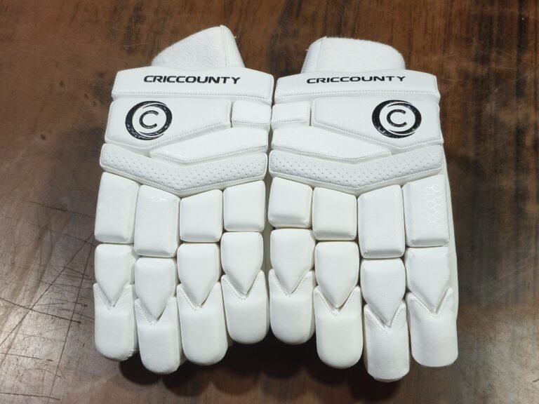 CricCounty Batting Gloves
