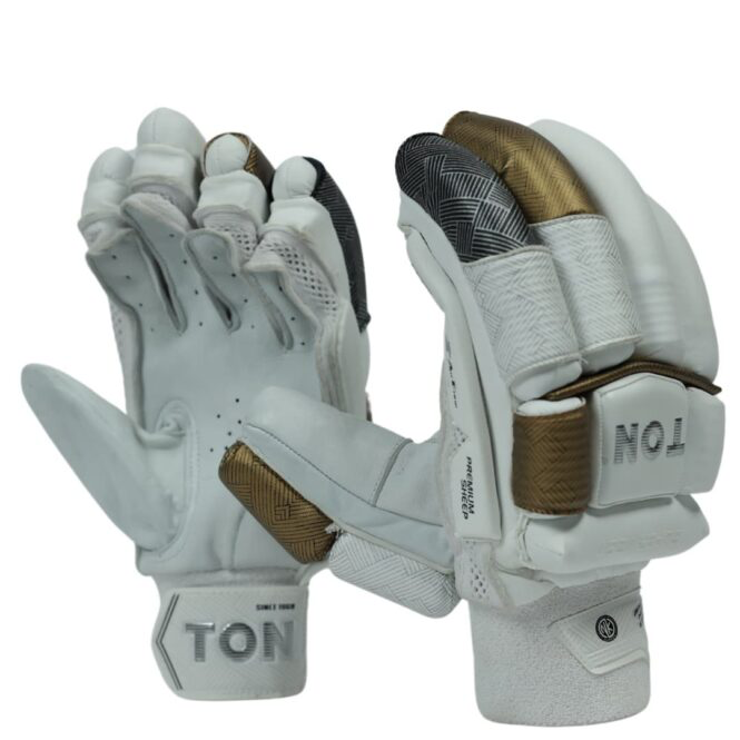 TON Super Test Cricket Batting Gloves - RH